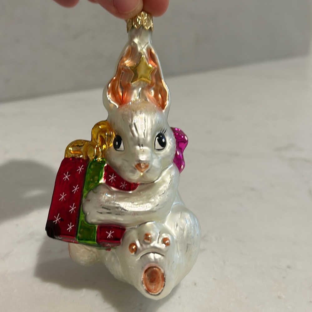 Christopher Radko “Bunny With Present”